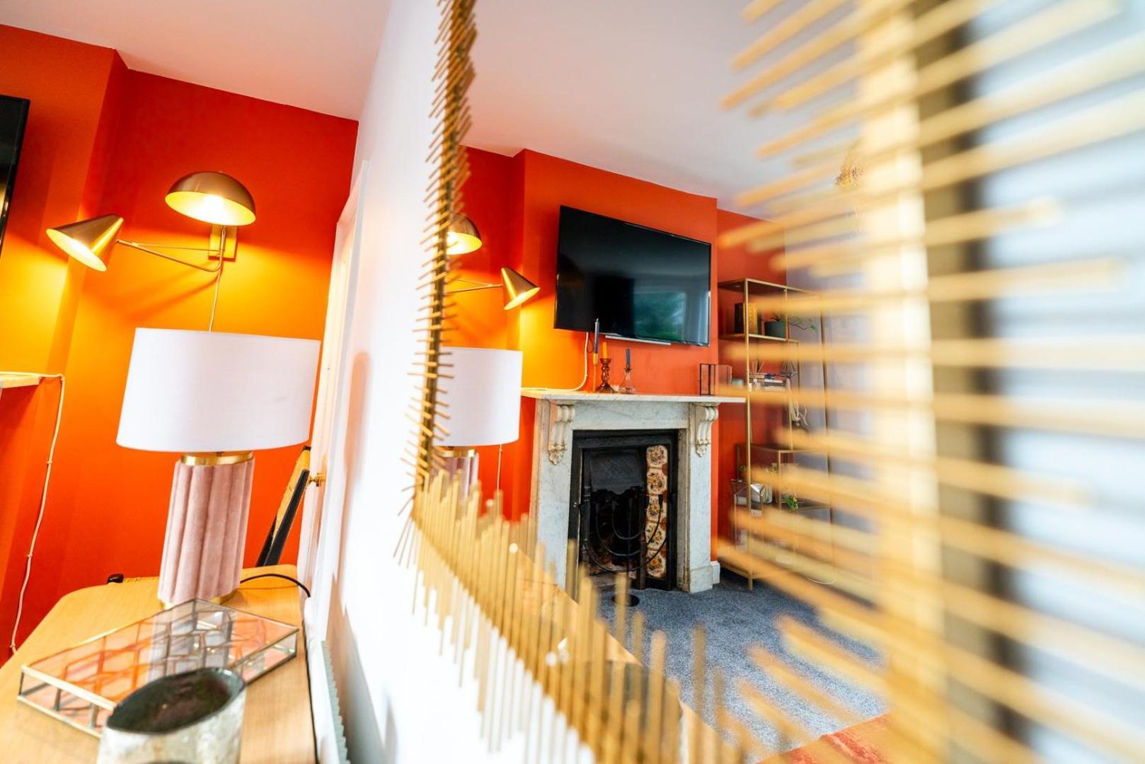 Gasthof Cohost Partners | 4br/2ba | Free Parking | Wifi Bristol