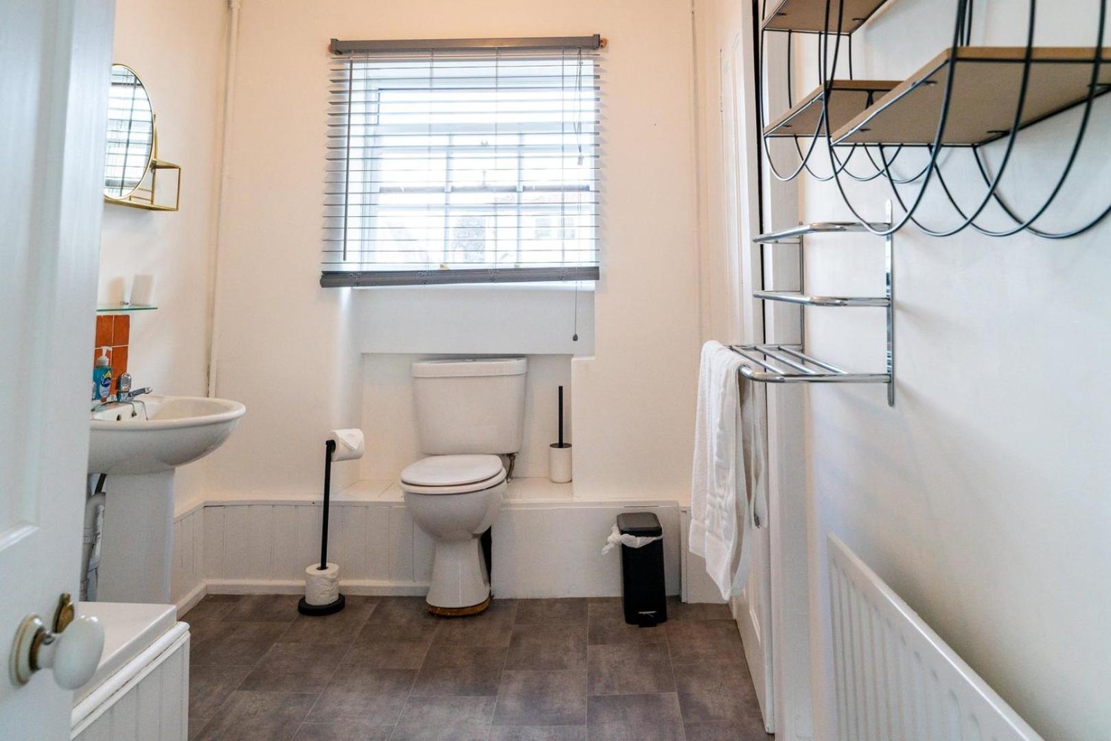 Gasthof Cohost Partners | 4br/2ba | Free Parking | Wifi